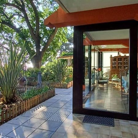 Brezza Marina - Appartamento In Villa Fronte Mare Трієст Екстер'єр фото